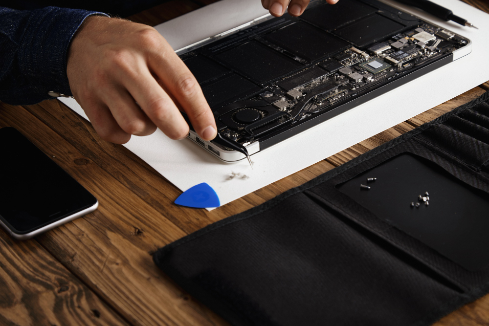 Why Choose Repair Shop UK For Laptop Power Button Repair